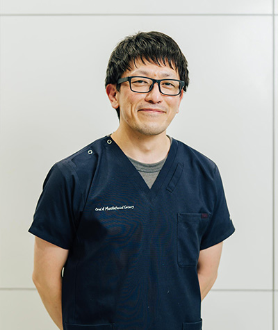 歯科医師　下山 彬